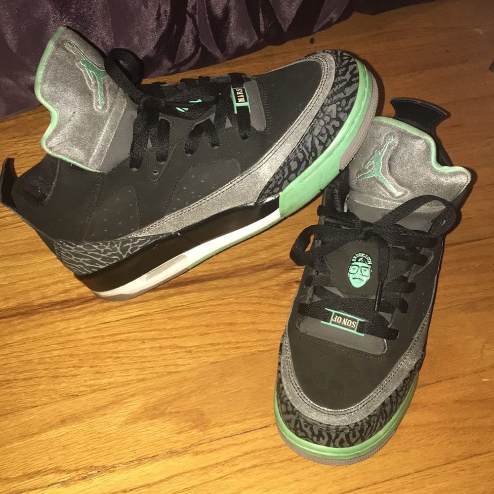 Jordan Son of Mars Low Green Glow 6Y